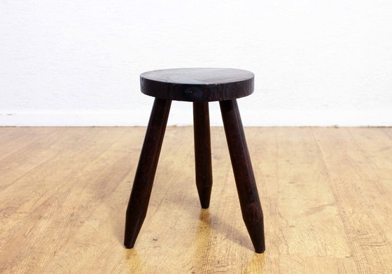 Image 1 of Old stool in solid beech wood