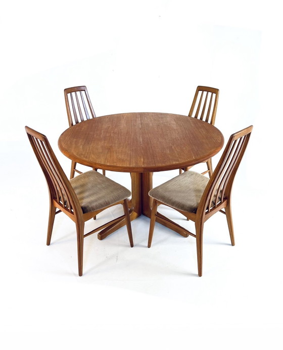 Image 1 of Extendable Danish Dining Room Table '60