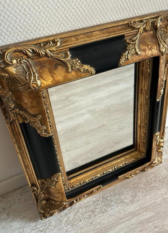 Image 1 of Specchio vintage con cornice dorata