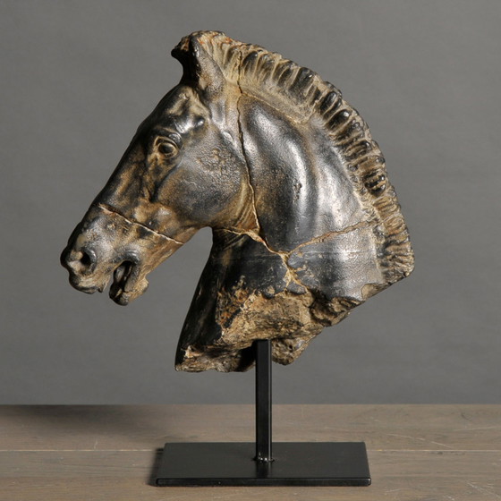 Image 1 of Statue Horse Head