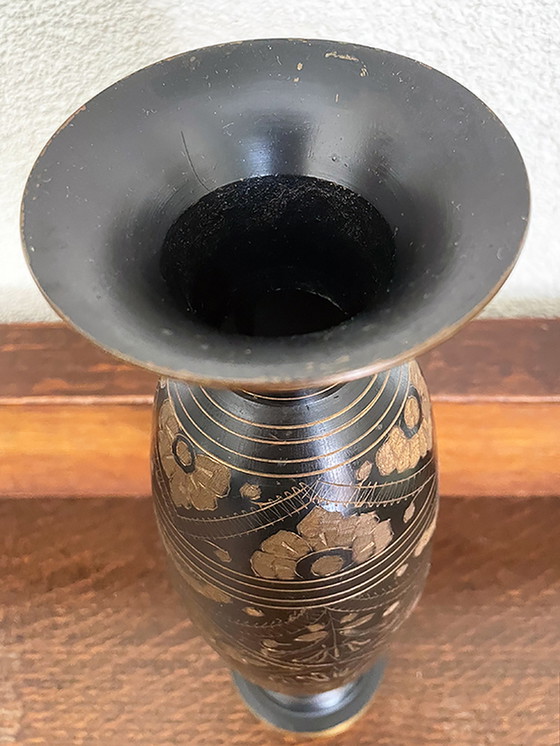 Image 1 of Vase indien en laiton