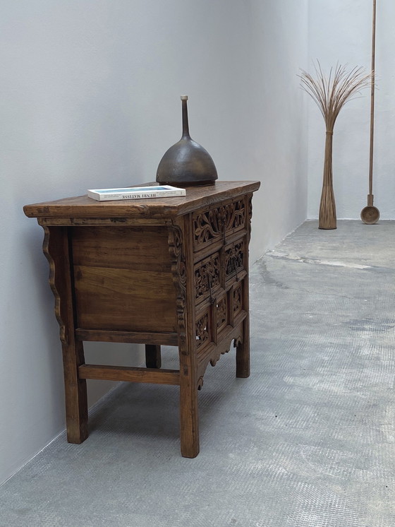 Image 1 of Antique chest of drawers China elm wood solid with drawers, around 1900 Qing dynasty