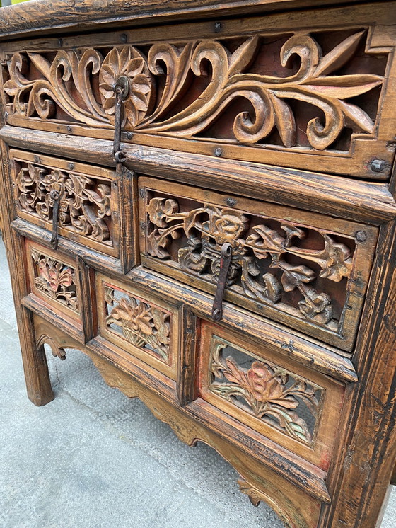 Image 1 of Antique chest of drawers China elm wood solid with drawers, around 1900 Qing dynasty