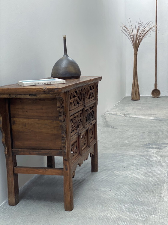 Image 1 of Antique chest of drawers China elm wood solid with drawers, around 1900 Qing dynasty