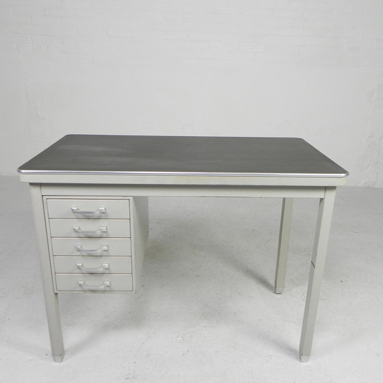 Image 1 of Industrial desk Ahrend the Circle, 1950s