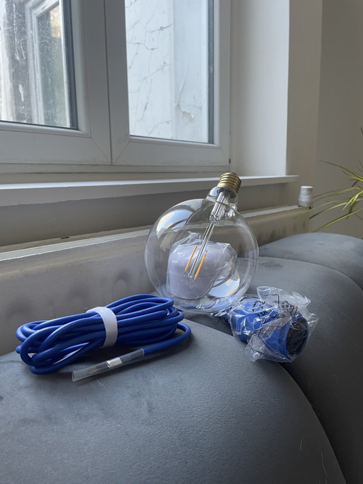 1x Muuto E27 Blue Electric Pendant