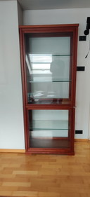 Marianne Day Lewis Vetriera display case