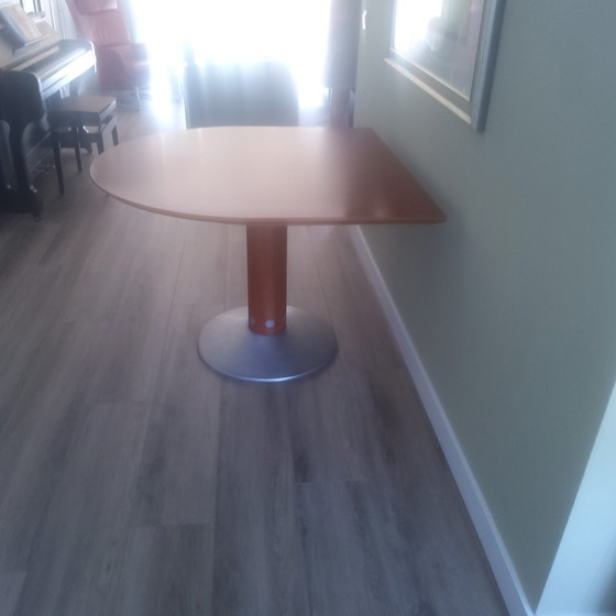 Image 1 of Diabolo Dining Room Table