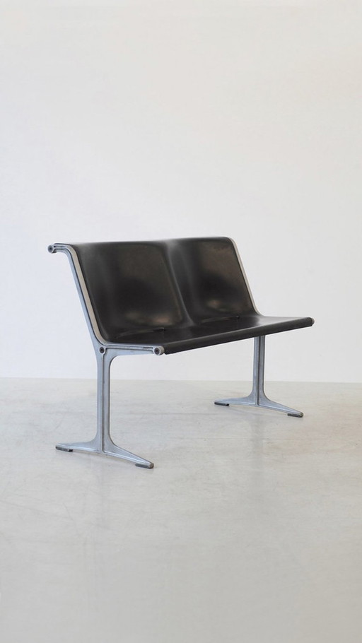 2 sedie Friso Kramer e 1 panca olimpica Wikhahn