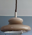 Lampada a sospensione vintage degli anni '70.
