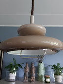 Lampada a sospensione vintage degli anni '70.