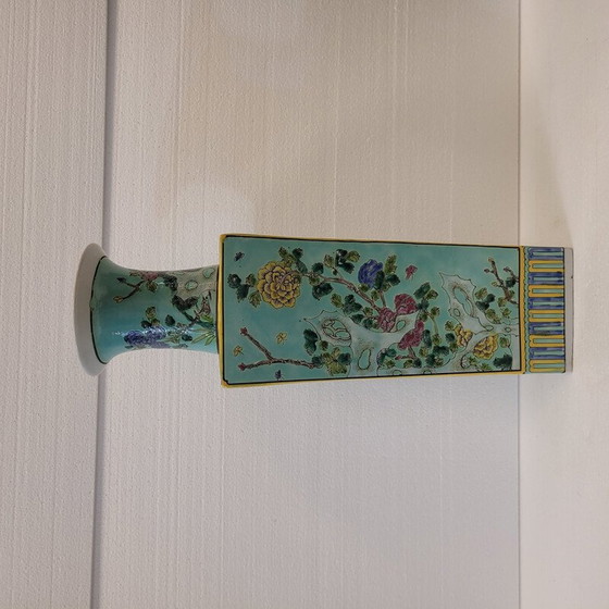 Image 1 of Pair of vintage porcelain vases, China
