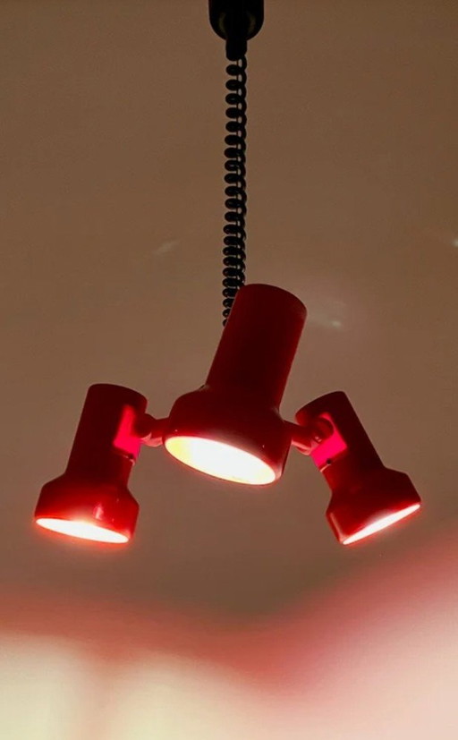 Pull down pendant light