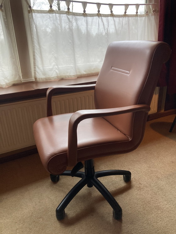 Image 1 of 7x Poltrona Frau Managerial Chair