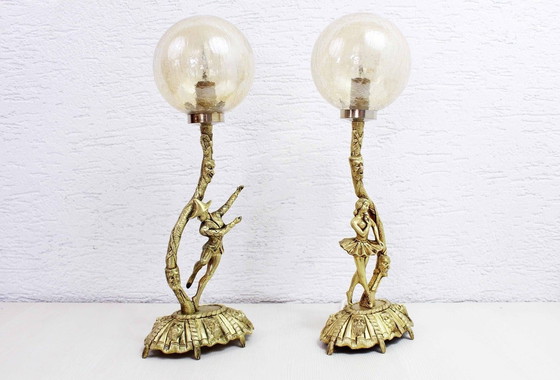 Image 1 of 2X Commedia Dell'Arte Lamps In Bronze And Glass, 20Th Century