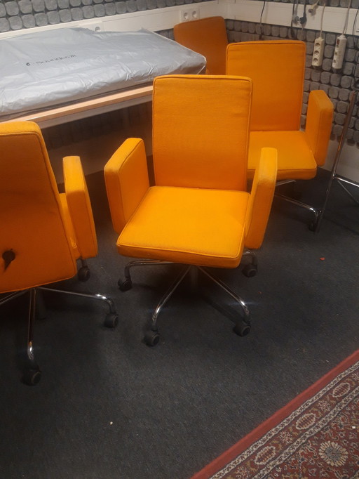 5X Bulo Pub& Club Chairs