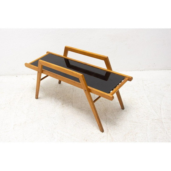 Image 1 of Portavasi di metà secolo in legno di faggio con pelle intrecciata, Cecoslovacchia anni '70