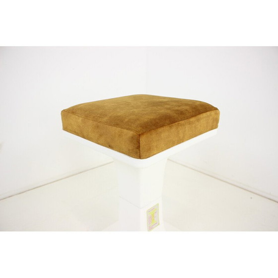 Image 1 of Sgabello vintage in plastica, Ungheria anni '70