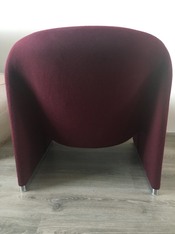 Image 1 of Artifort Alky loungechair.