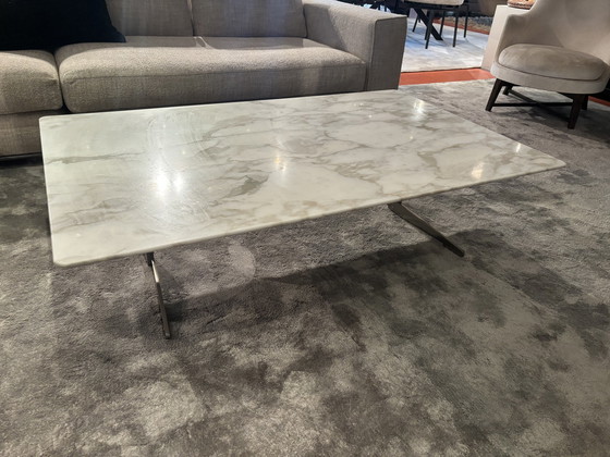 Image 1 of Flexform Fly Coffeetable 80X130 Cm In Calacatta Oro Marble