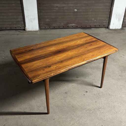 Table de salle à manger vintage en bois de rose danoise