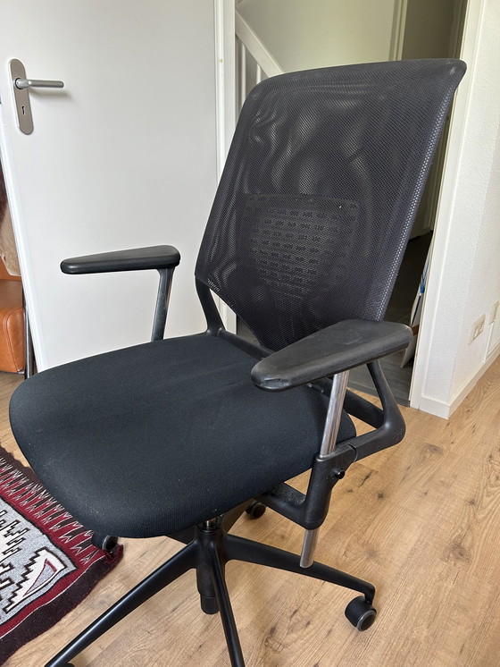 Image 1 of Vitra Meda2 Office Chair