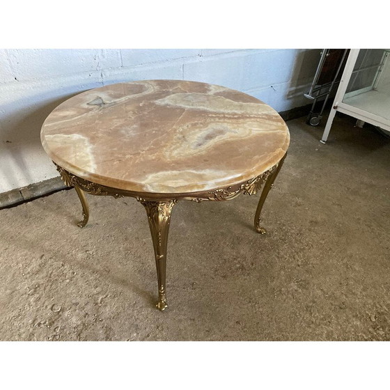 Image 1 of Round vintage onyx and brass coffee table, 1950