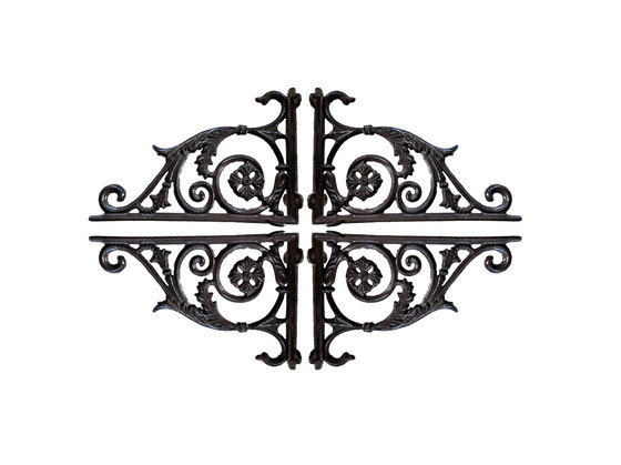 Image 1 of Set Of 4 Cast Iron Shelf Holders In Classic Style