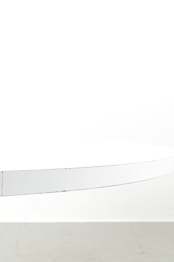 Image 1 of Round white dining table art. 66524