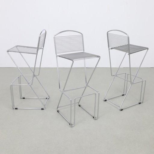 3x Tabouret de bar postmoderne en métal chromé, 1980