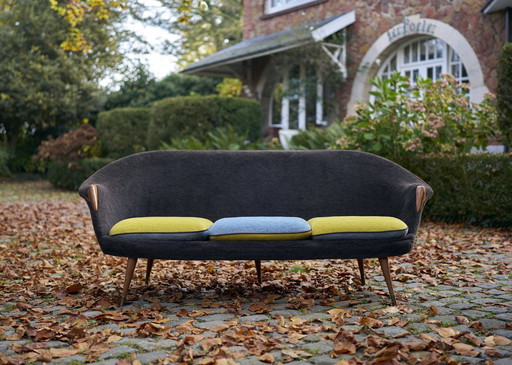 3-Seater Sofa in the style of Nanna Ditzel. 1950S