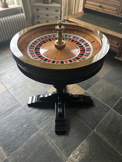 Professional John Huxley Roulette Wheel On Oak Stand