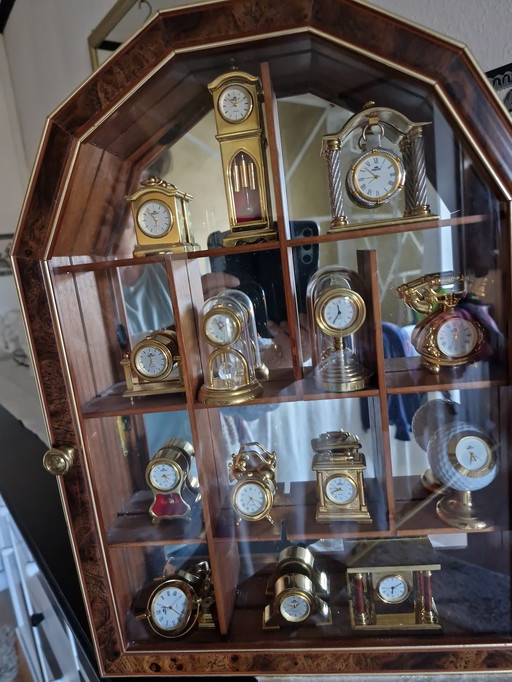 Miniature clocks