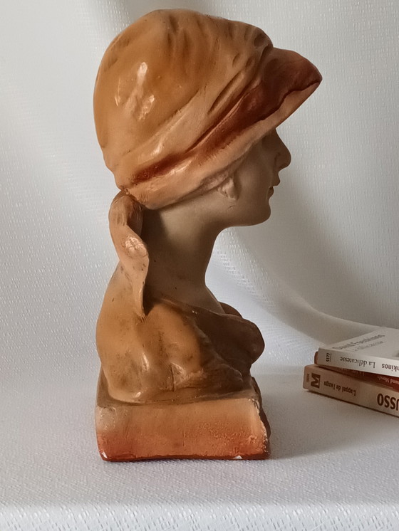 Image 1 of Bust Young Woman In Plaster Xxème