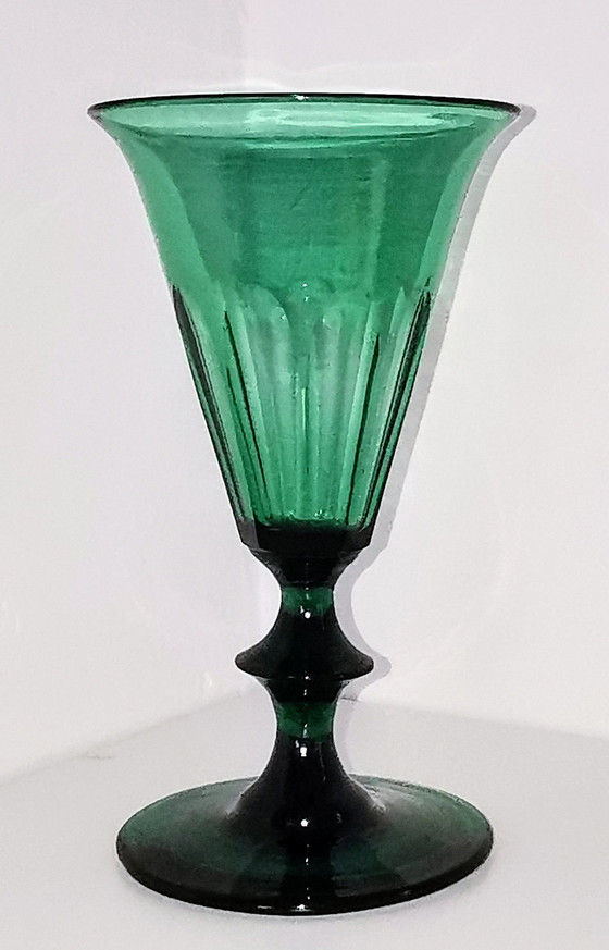 Image 1 of 6 copas de vino del Rin talladas en facetas, principios del siglo XIX