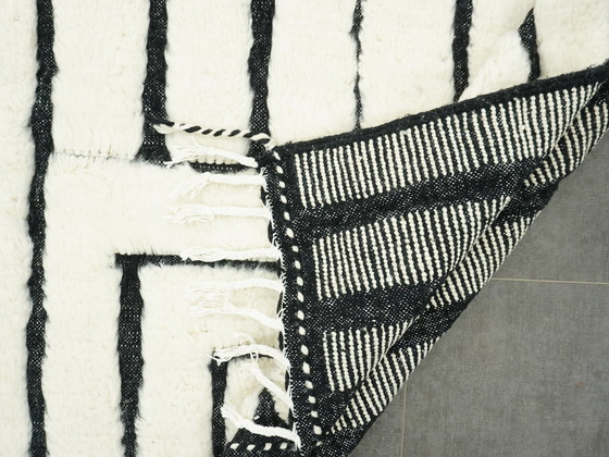 Image 1 of Berber Rug - 257 Cm X 153 Cm - White And Black Wool