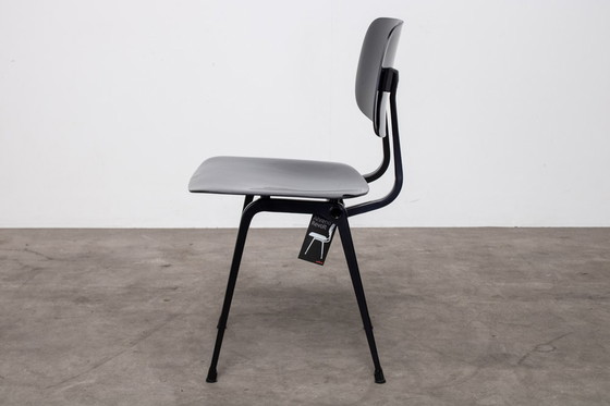 Image 1 of Chaise Ahrend Revolt - Noir