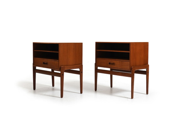 Image 1 of Paire de commodes / tables de chevet par Arne Vodder 1960s