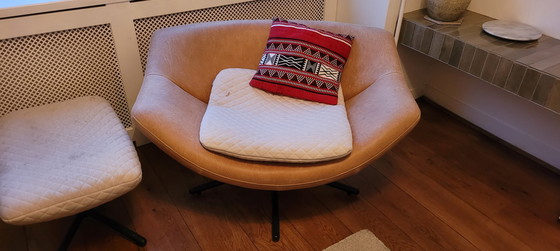 Image 1 of Gigi Gerard Van Den Berg By Label Sillón Con Taburete