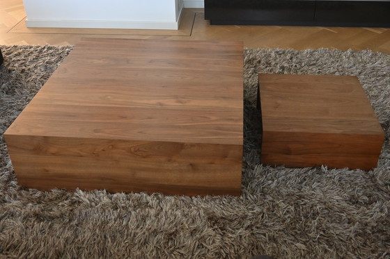 Image 1 of 2x table basse en noyer massif