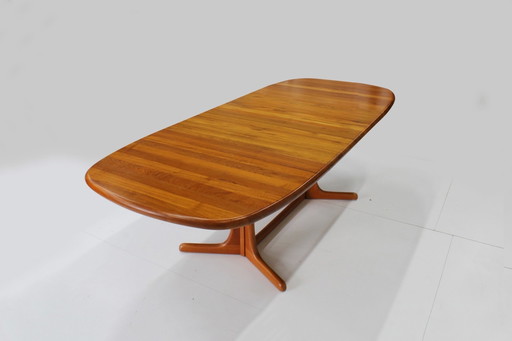 Table de salle à manger ovale extensible vintage danoise