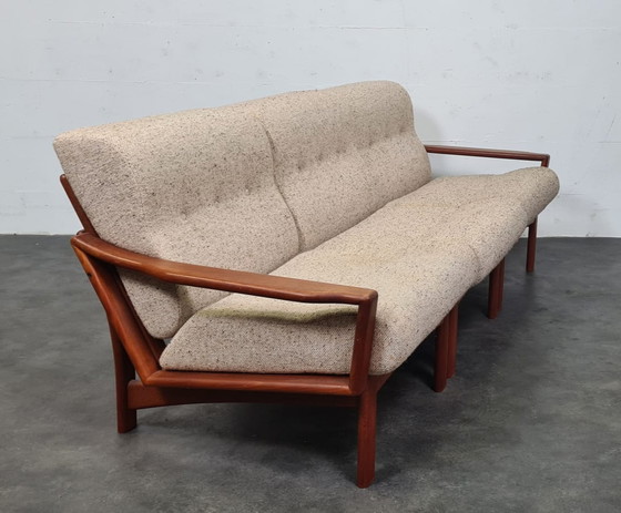 Image 1 of Vintage element sofa