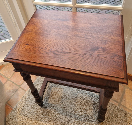 Image 1 of Sleek Antique Classic Oak Side Table Writing Table Sidetable Hall Table