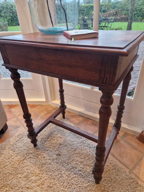 Image 1 of Sleek Antique Classic Oak Side Table Writing Table Sidetable Hall Table