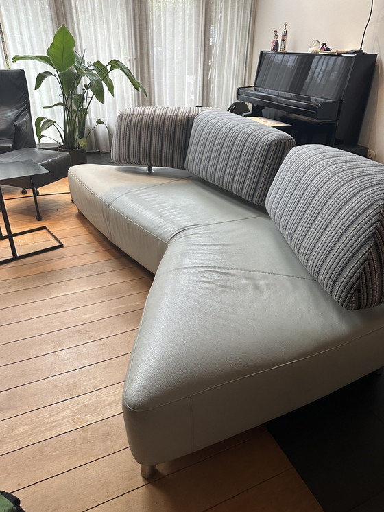 Image 1 of Leolux Archipel sofa