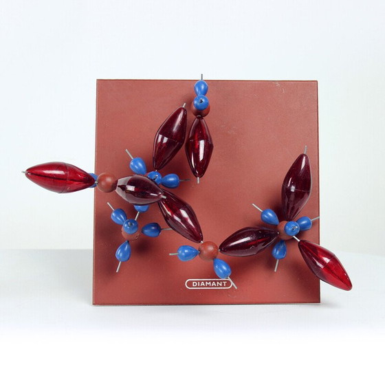 Image 1 of Modello scolastico in plastica a forma di diamante, Cecoslovacchia 1960