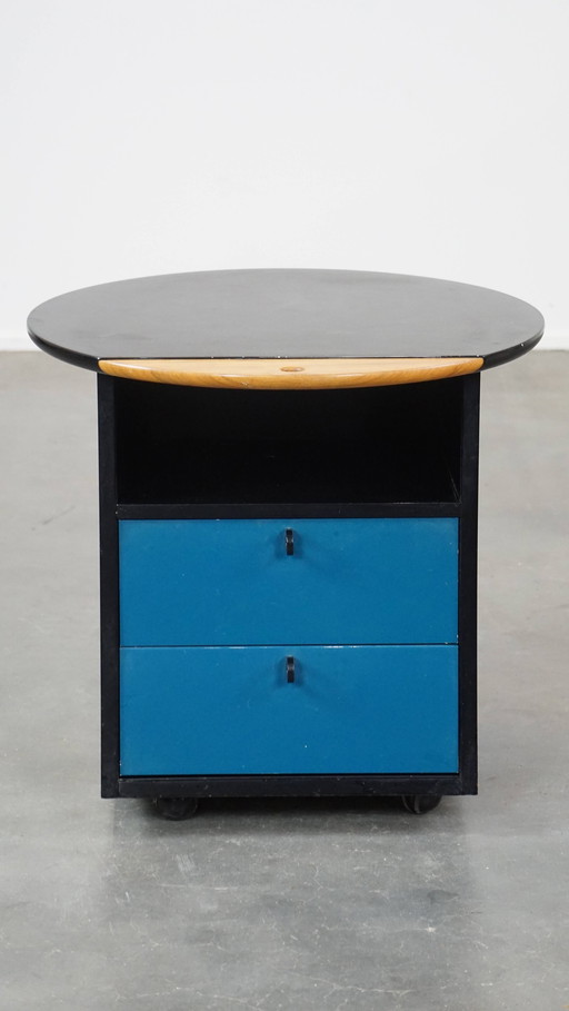 Vintage Design Nightstand By Umberto Asnago For Giorgetti On Wheels