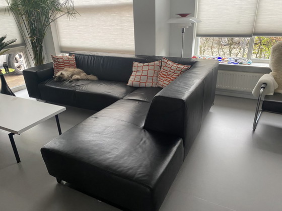 Image 1 of Goossens Black leather corner sofa