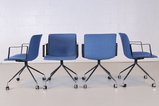 4x Gispen Nomi chair blue