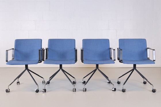 Image 1 of 4x Gispen Nomi chair blue